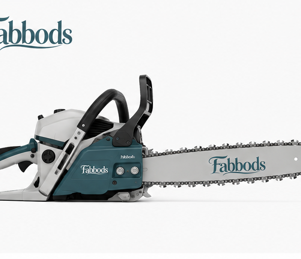 Fabbods Benzin-Kettensäge mit Führungsschiene, Krallenanschlag und automatischer Kettenschmierung
